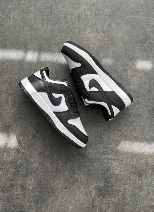 NIKE DUNK