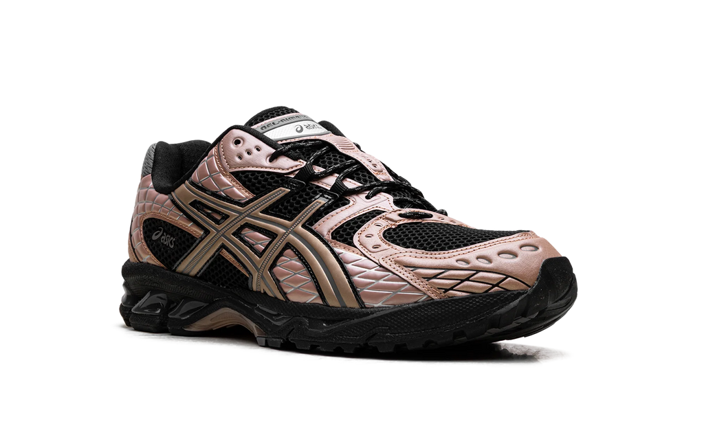 Gel-Nimbus 10.1 "Black / Rose Gold" 1203A761 001