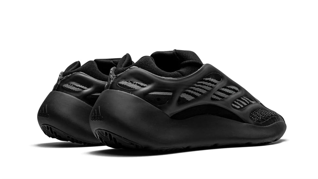 YEEZY 700 V3 Alvah