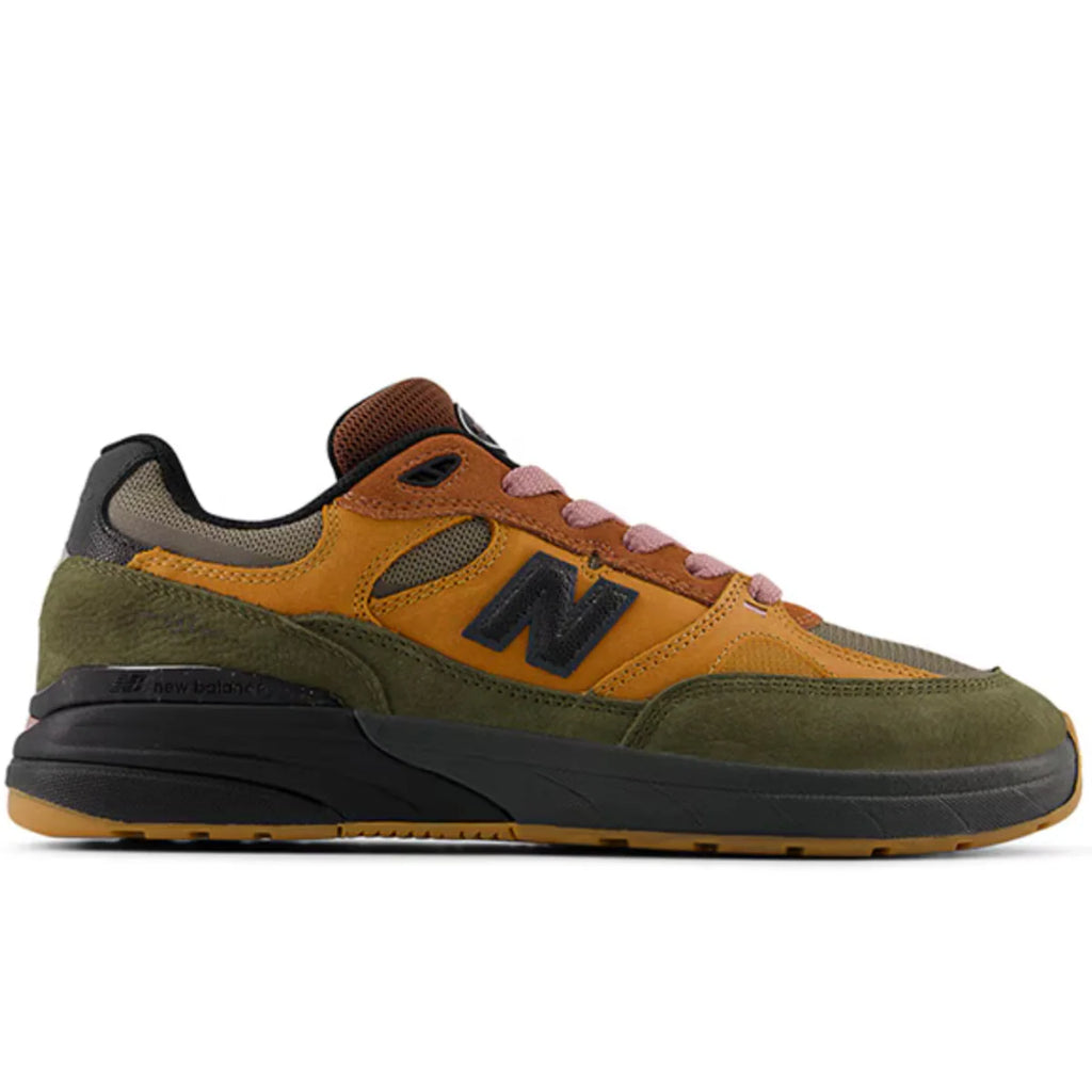 New Balance x Mike Gigliotti 933 Reynolds True Brown Candy Pink