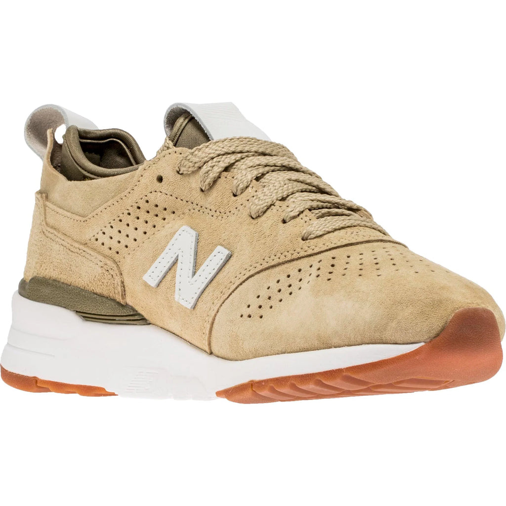 M997 Deconstructed Pig Suede Mens Shoe Sand Tan White