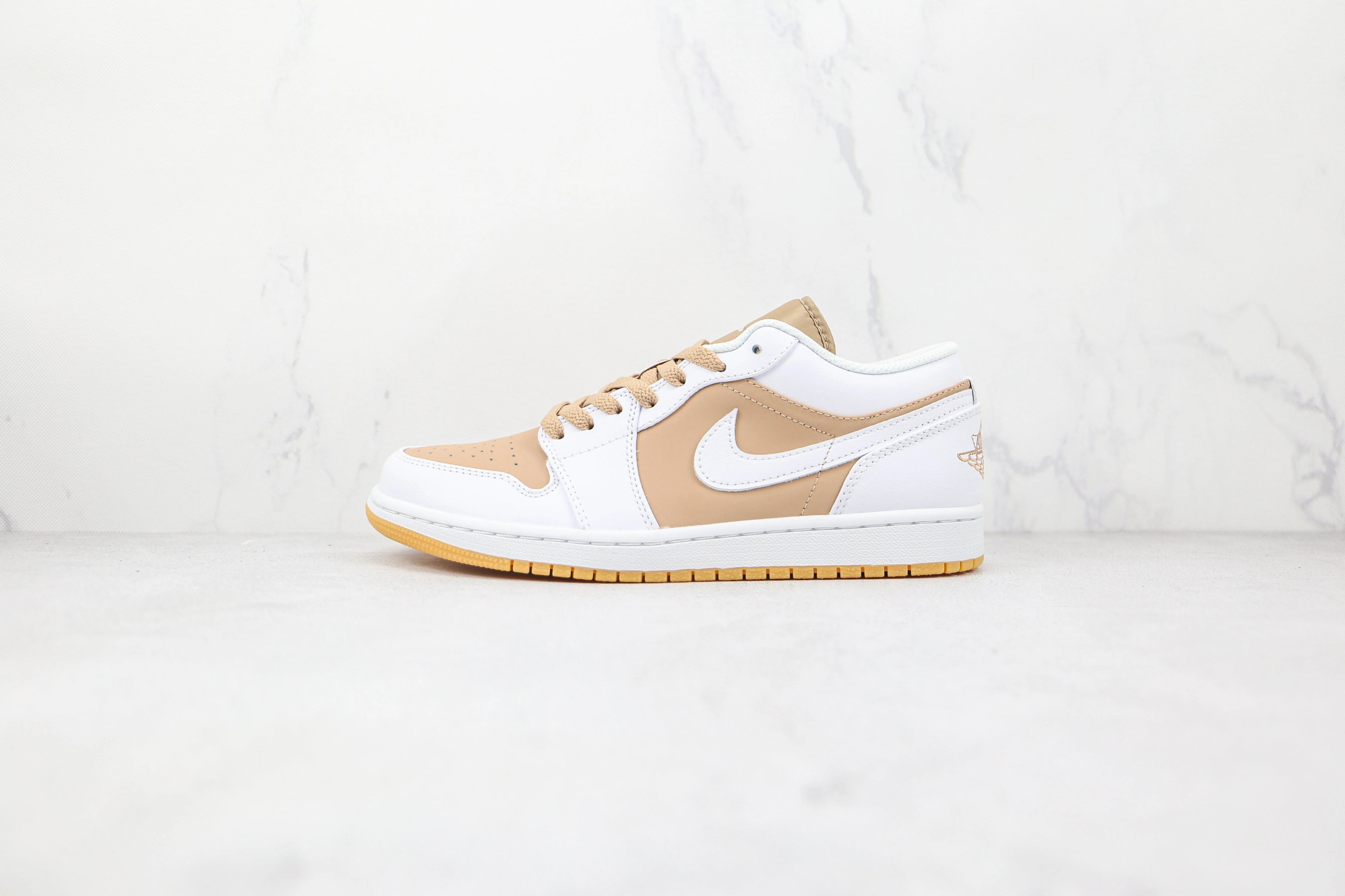 Jordan 1 Low Hemp White