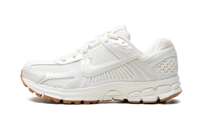 WMNS Zoom Vomero 5"SAIL GUM" HM5886 133