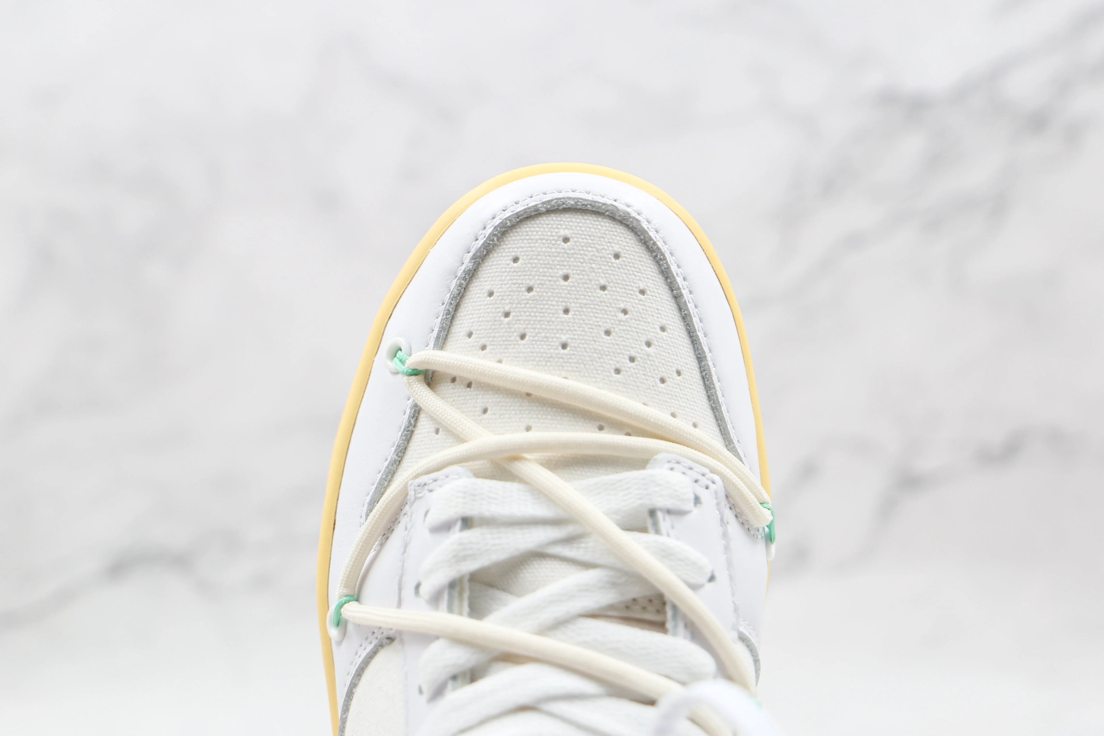 Nike Dunk Low Off White Lot 01