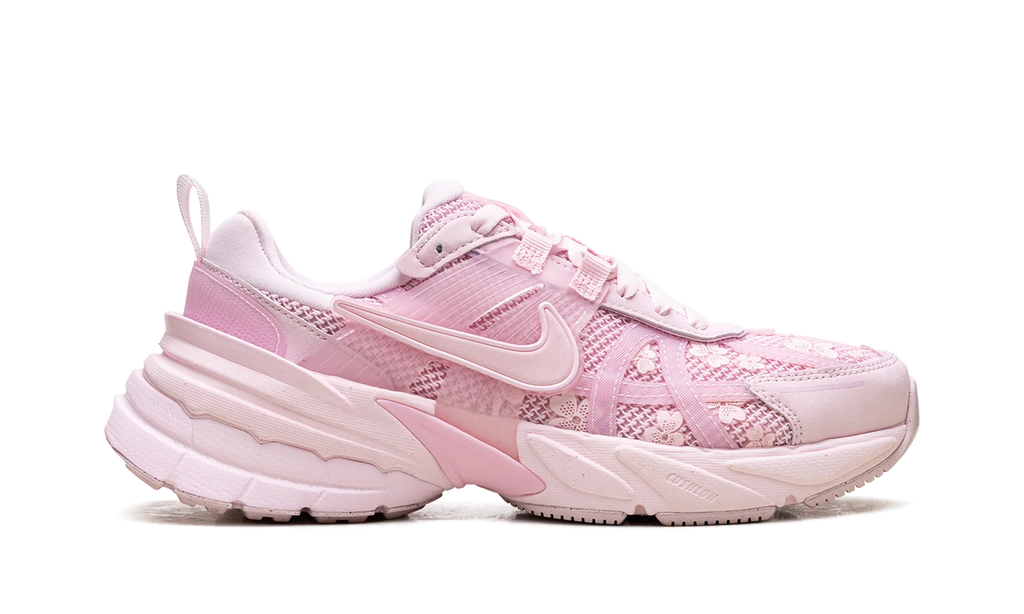 V2K Run WMNS"Pink Foam Arctic Pink" HJ5269 600