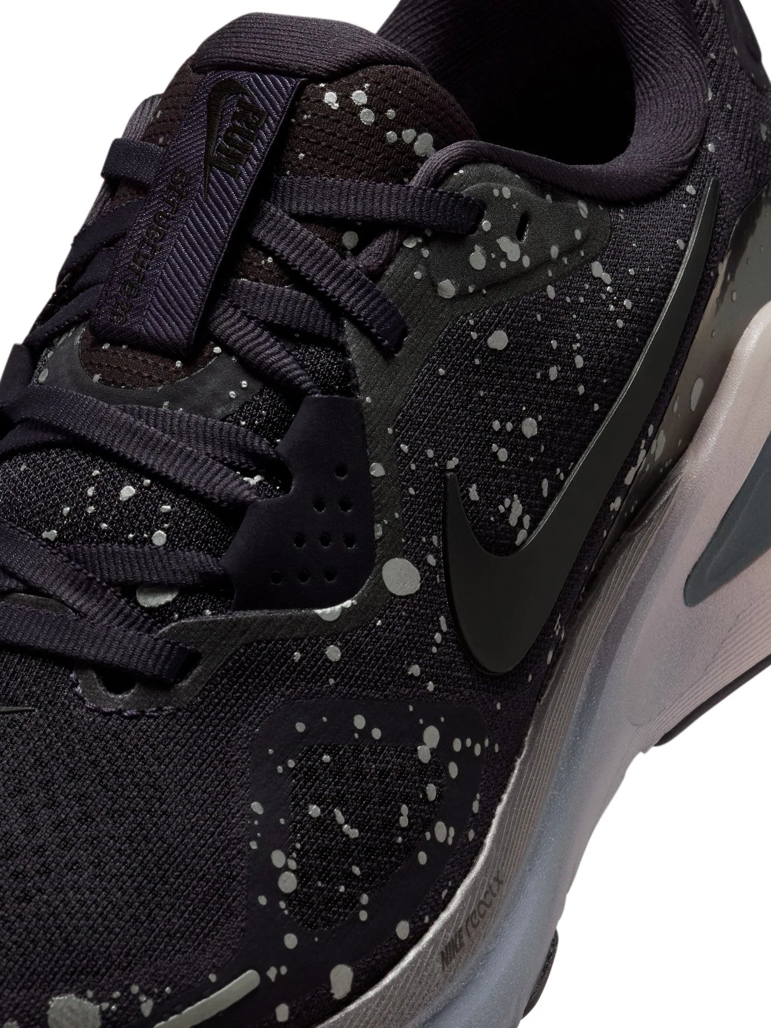 Nike Air Zoom Structure 26 Womens Shoes