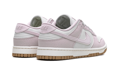Dunk Low WMNS"Platinum Violet" FN6345 001