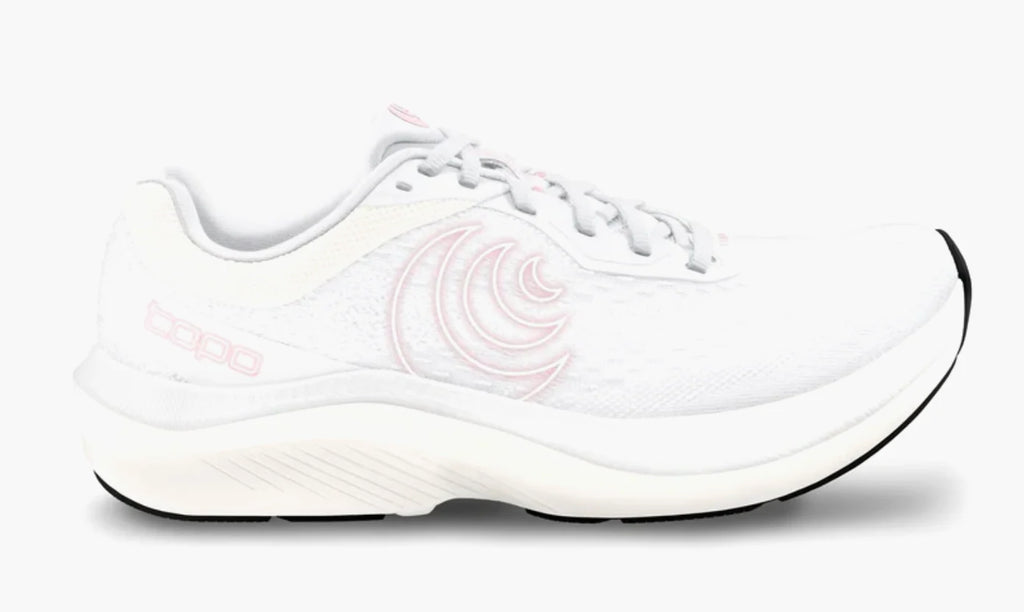 Womens Topo Magnifly 6
