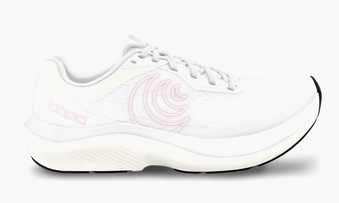 Womens Topo Magnifly 6