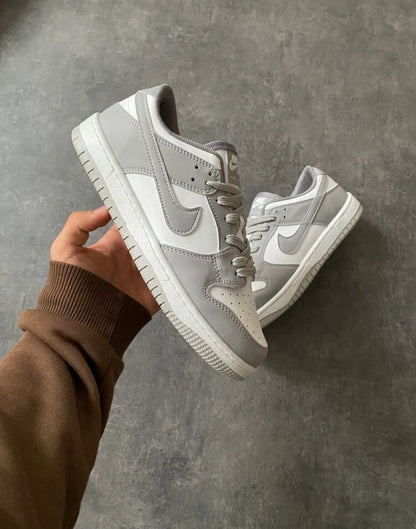 NIKE DUNK