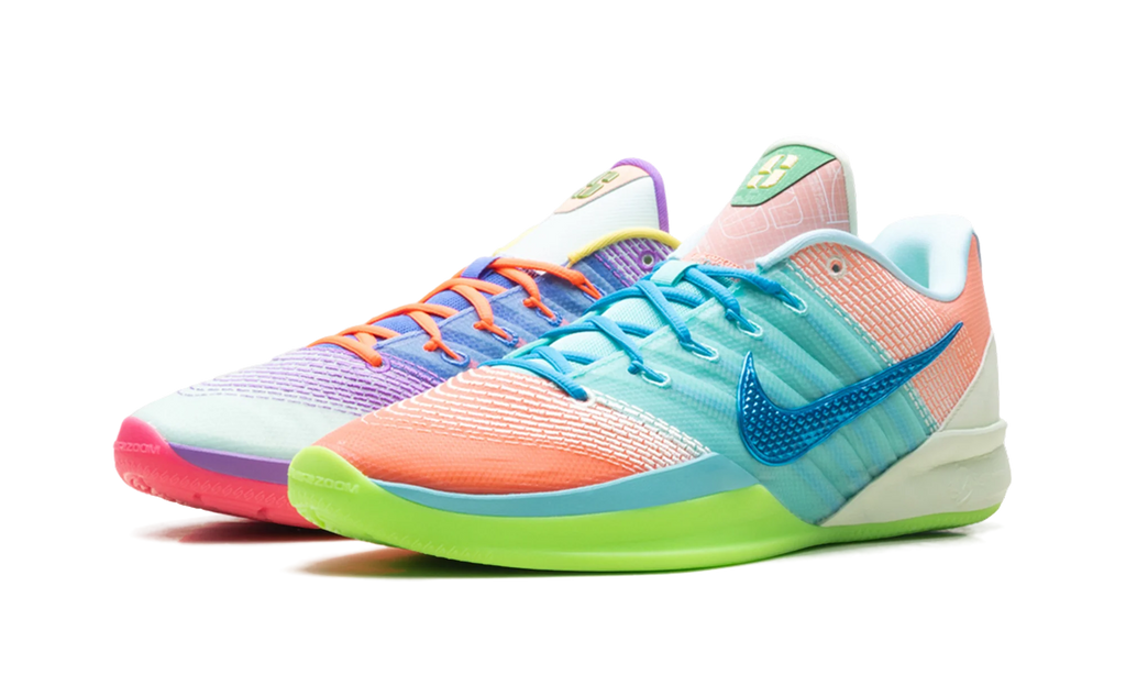 Sabrina 3 WMNS "What The" IO7845 300