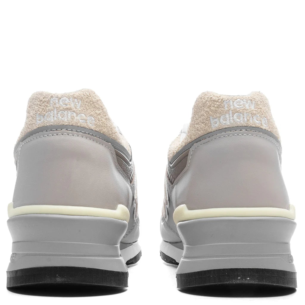 Made in USA 997 Moonrock Driftwood