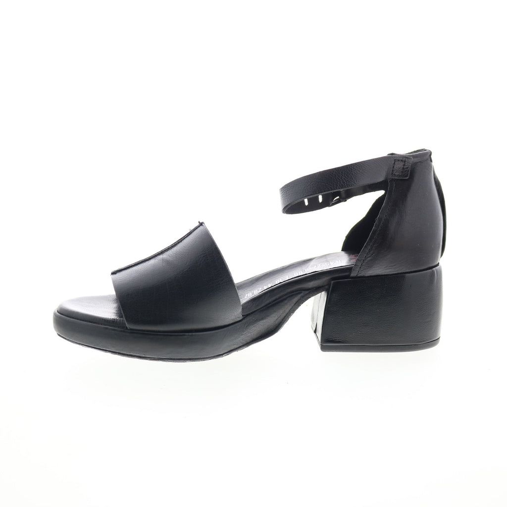 Crue Womens Black Leather Hook & Loop Heeled Sandals Shoes