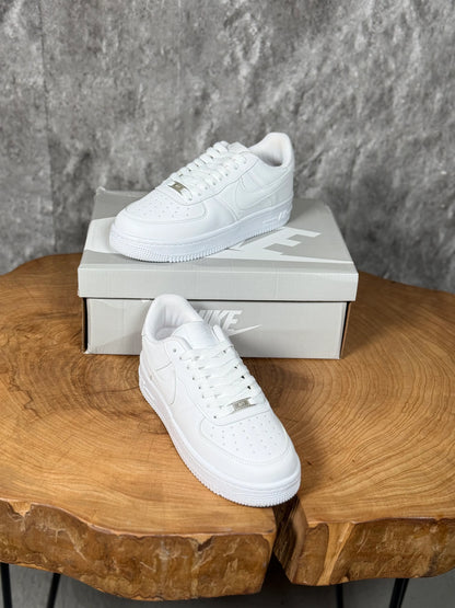 NIKE AF AIR FORCE MODEL