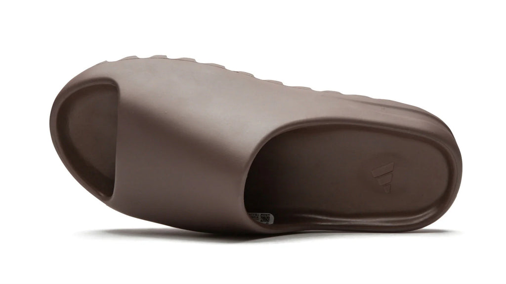YEEZY SLIDE Soot 2021