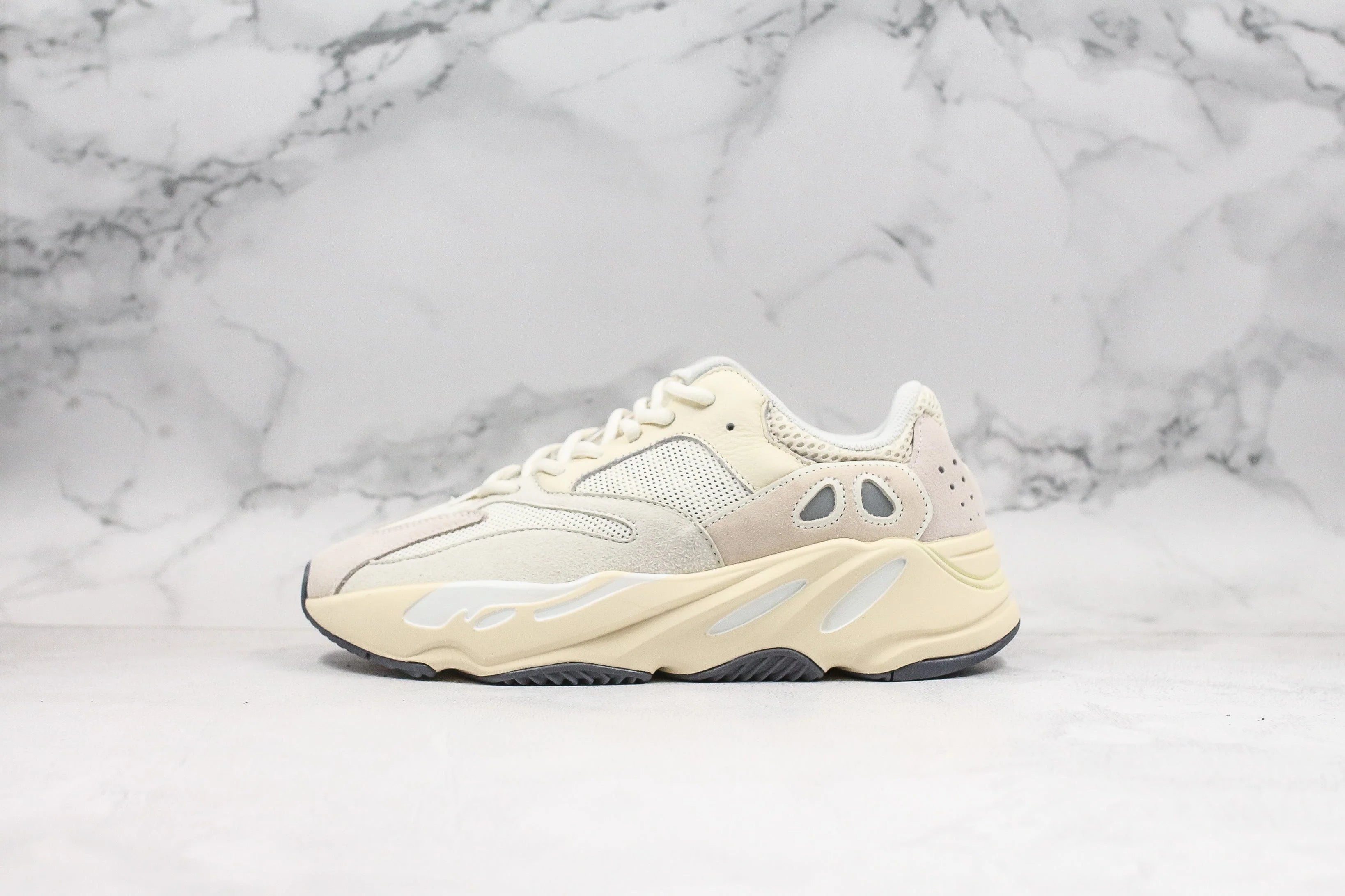 Adidas Yeezy Boost 700 Analog