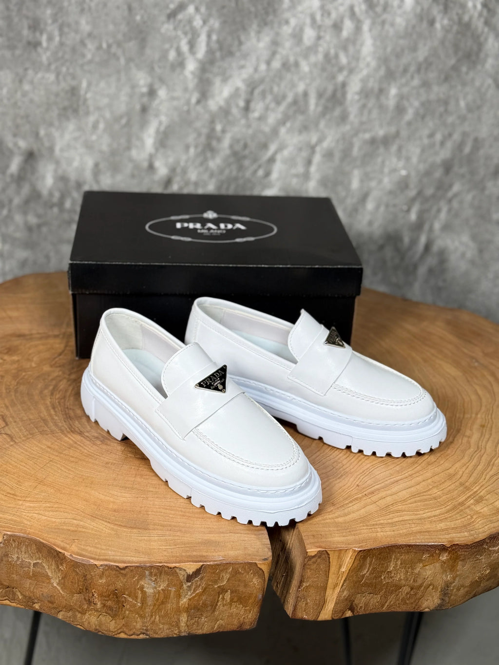 PRADA İTHAL CASUAL MODEL