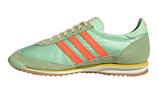 SL 72 OG WMNS "Semi Green Spark Solar Orange" JI0197