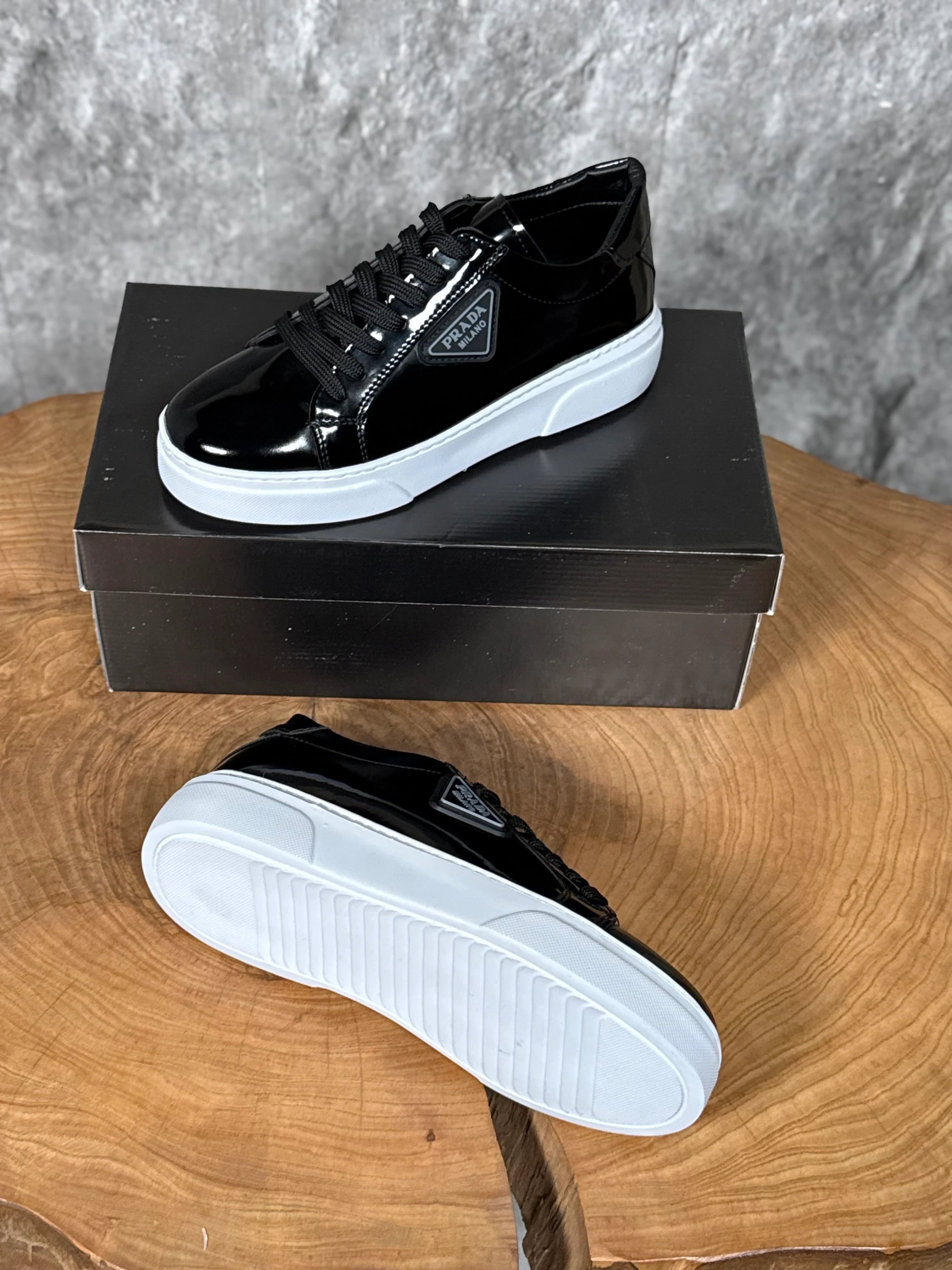 PRADA YENİ SEZON BEYAZ