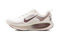 Vomero 18 WMNS"Pale Ivory Red Sepia Silt Red Dark Team Red" HM6804 108