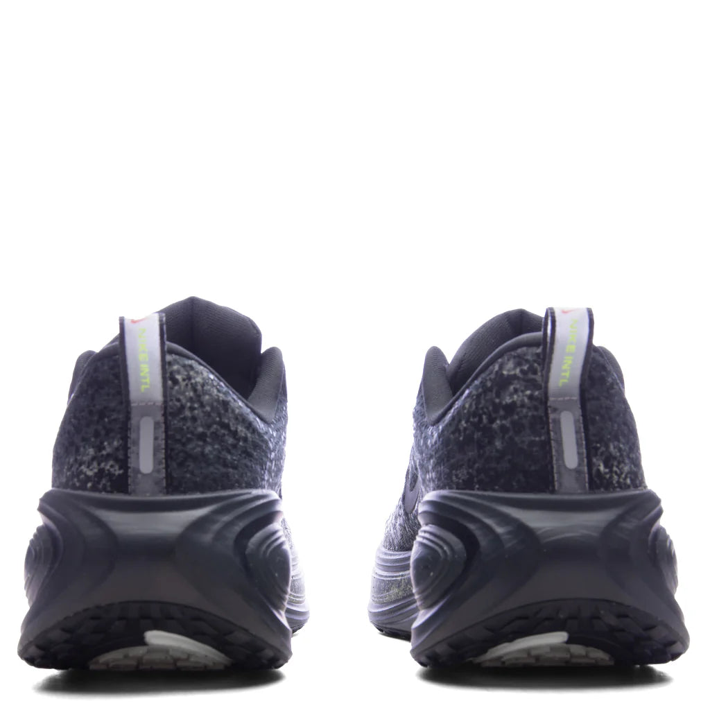 Vomero Plus Anthracite Black Oatmeal