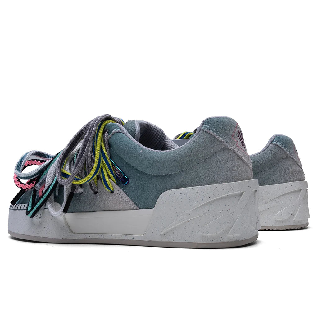 ANTA x Kyrie Irving Hélà Style Roots Ombre Blue