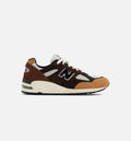 Made in USA 990 Mens Lifestyle Shoe Brown Beige