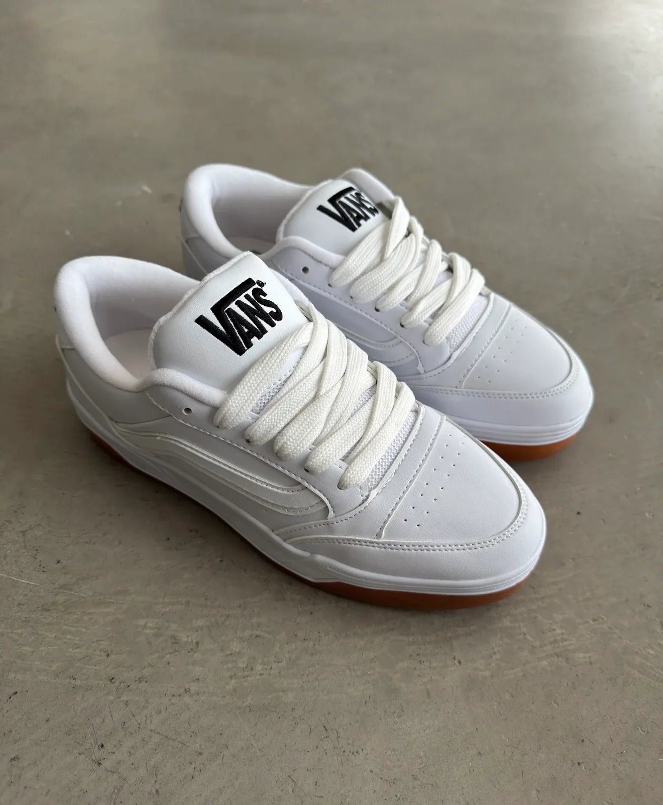 VANS MODEL