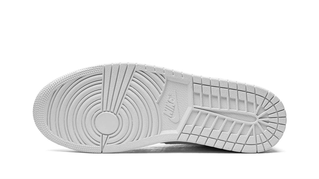 Air Jordan 1 Mid Triple White