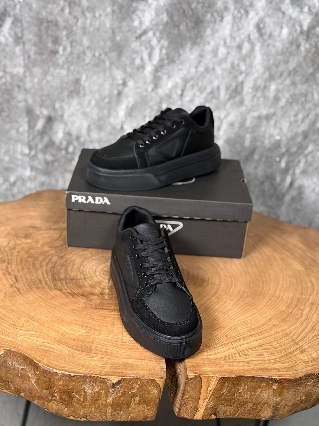 PRADA YENİ SEZON CASUAL