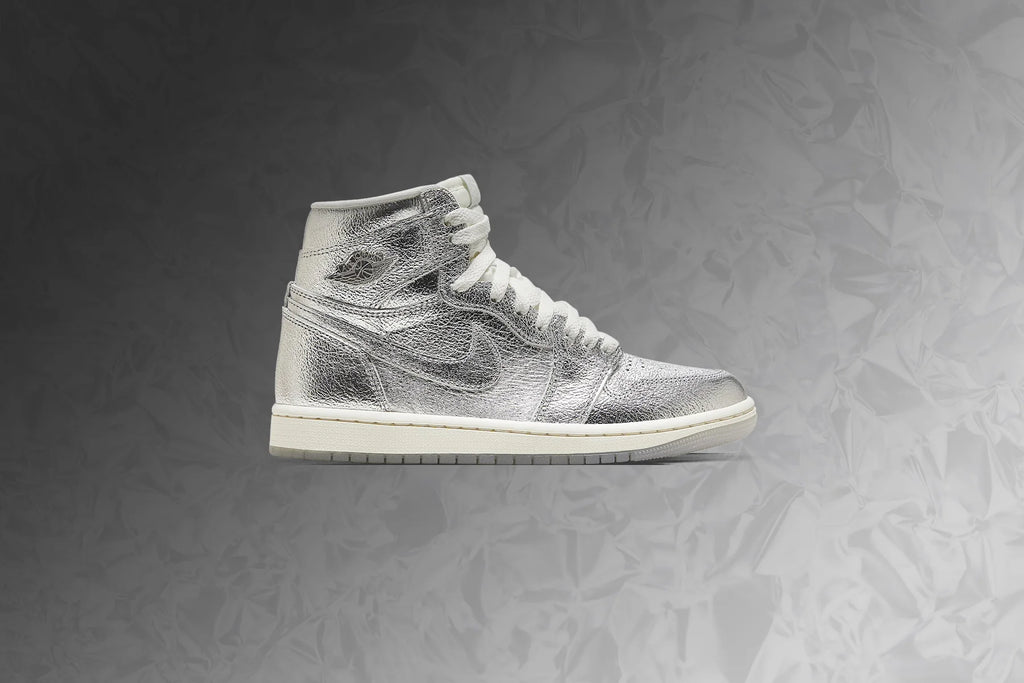 Womens Air Jordan 1 Retro Hi OG Metallic Silver Photon Dust Sail