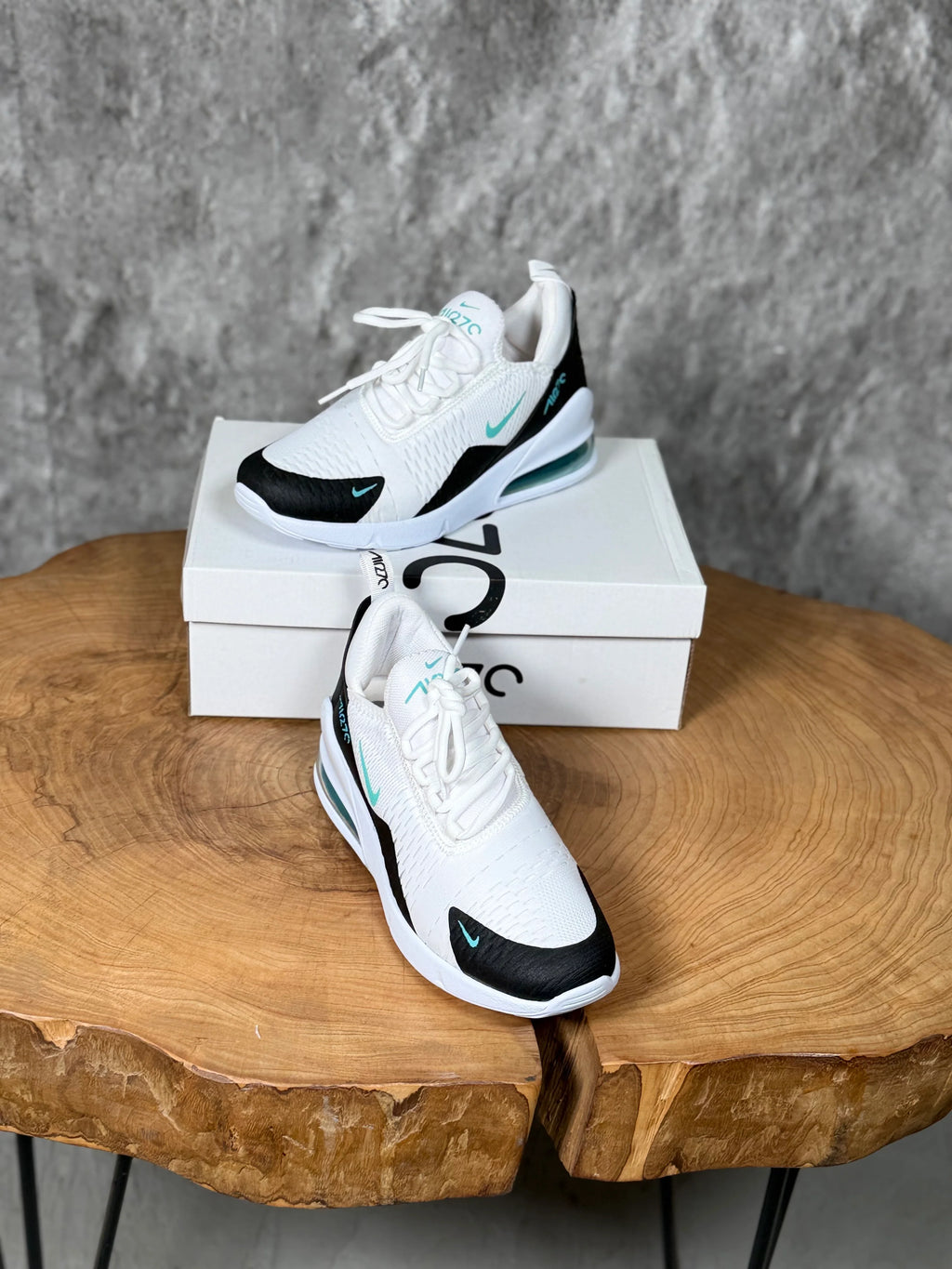 NIKE 270 MODELİ
