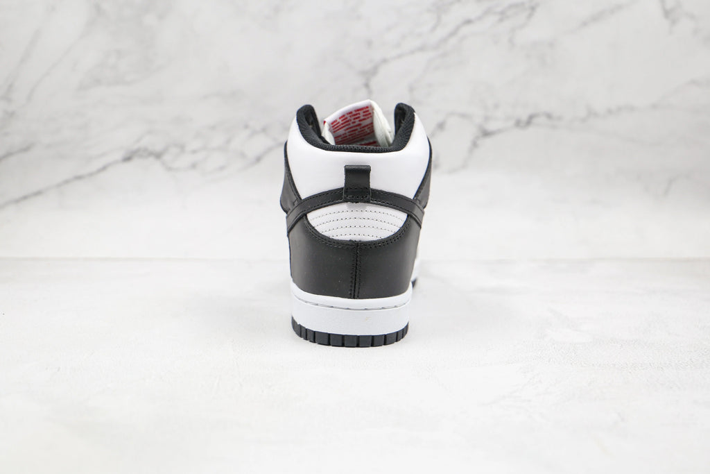 Nike Dunk High Panda