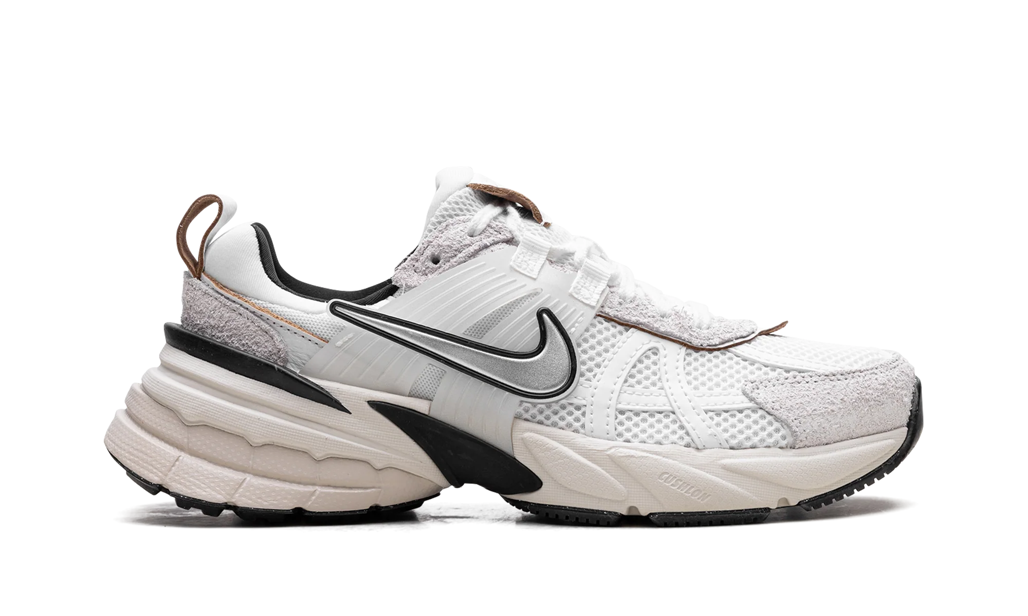 V2K Run Wmns"Summit White" FN6703 100