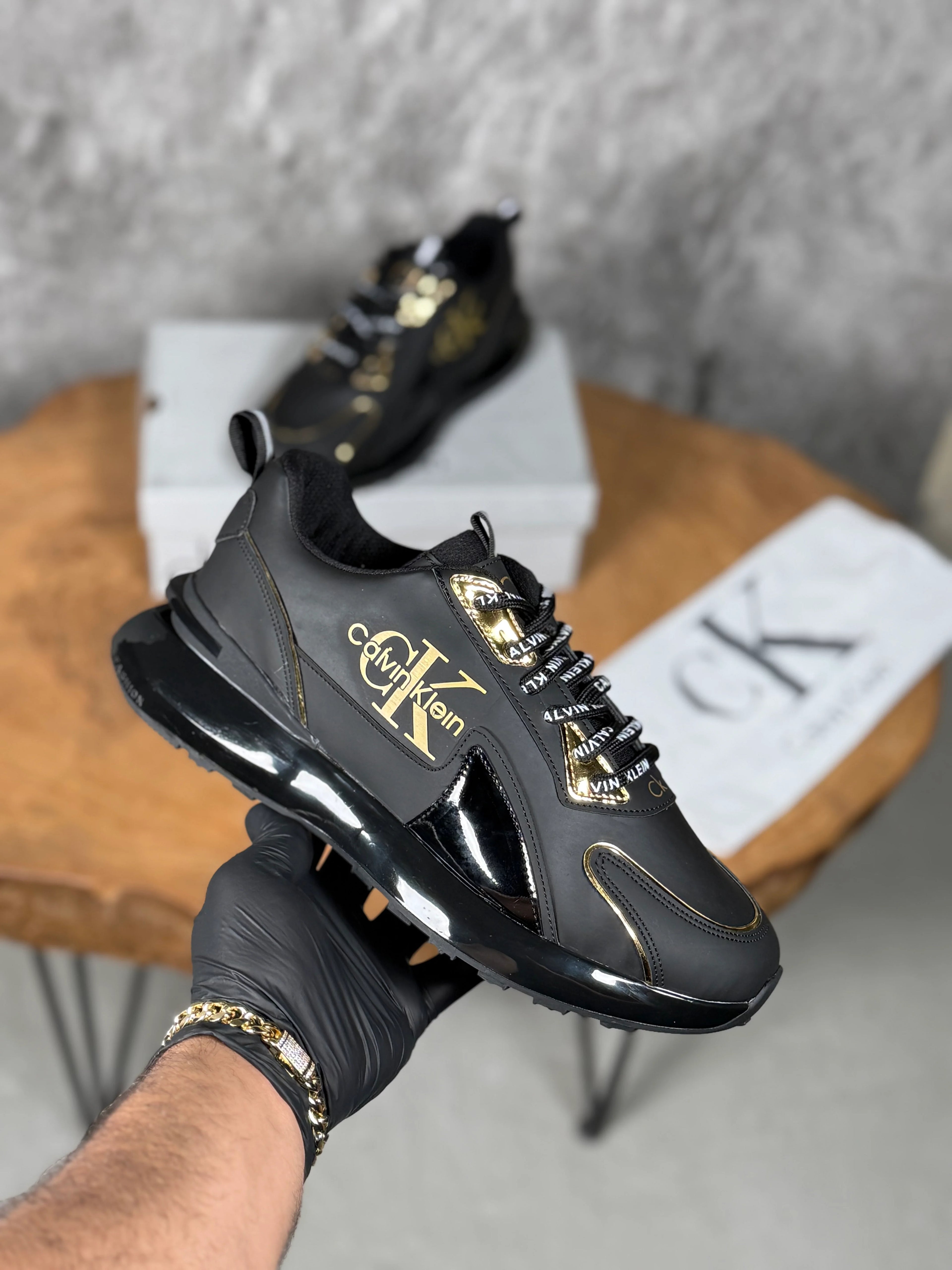 CALVİN KLEIN YENİ MODEL