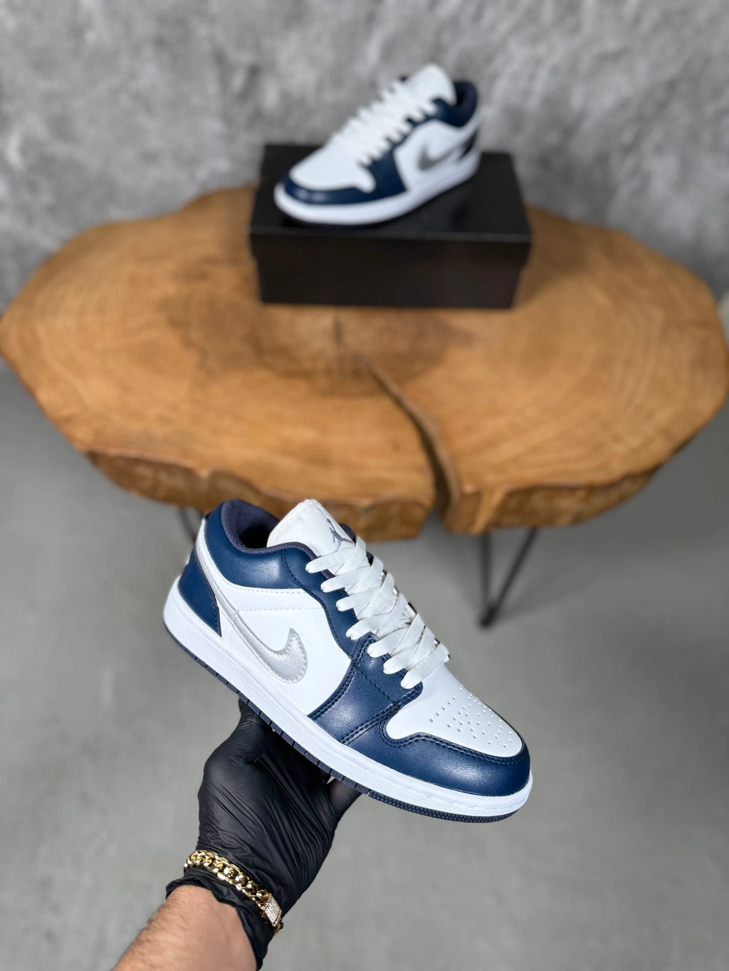 NIKE JORDON MODEL