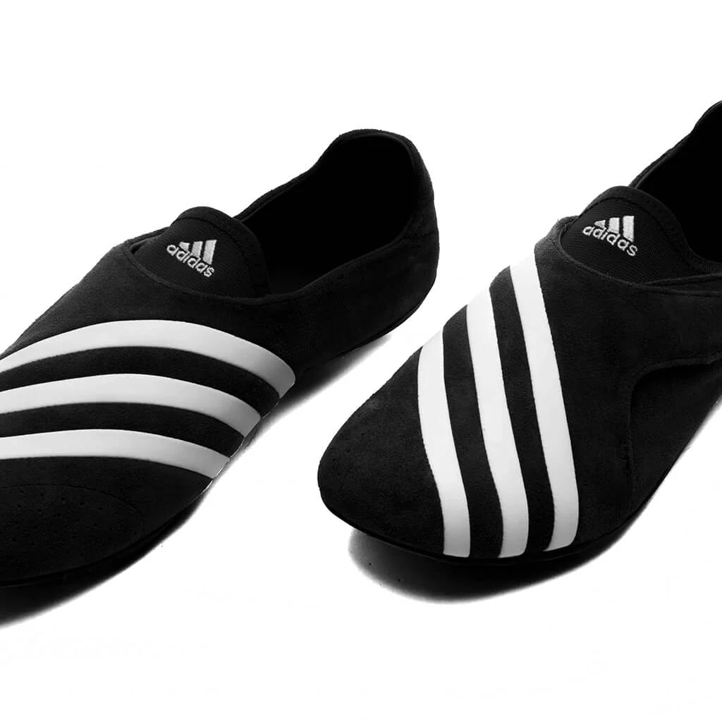 adidas Originals x Pharrell Williams Virginia Vario Flat Earther Core Black Cloud White Core Black