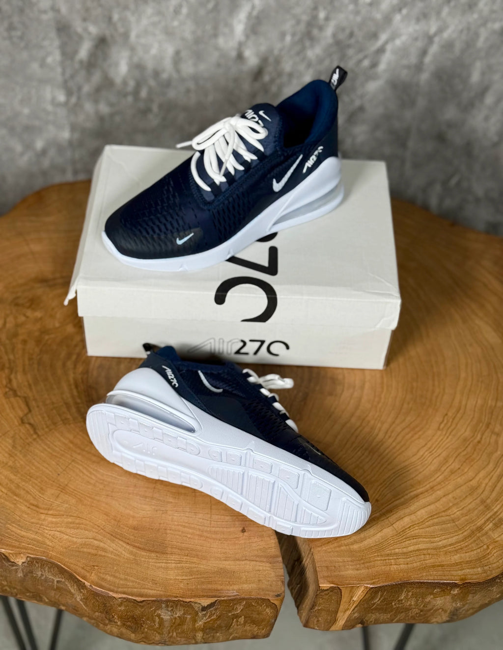 NIKE 270 MODEL