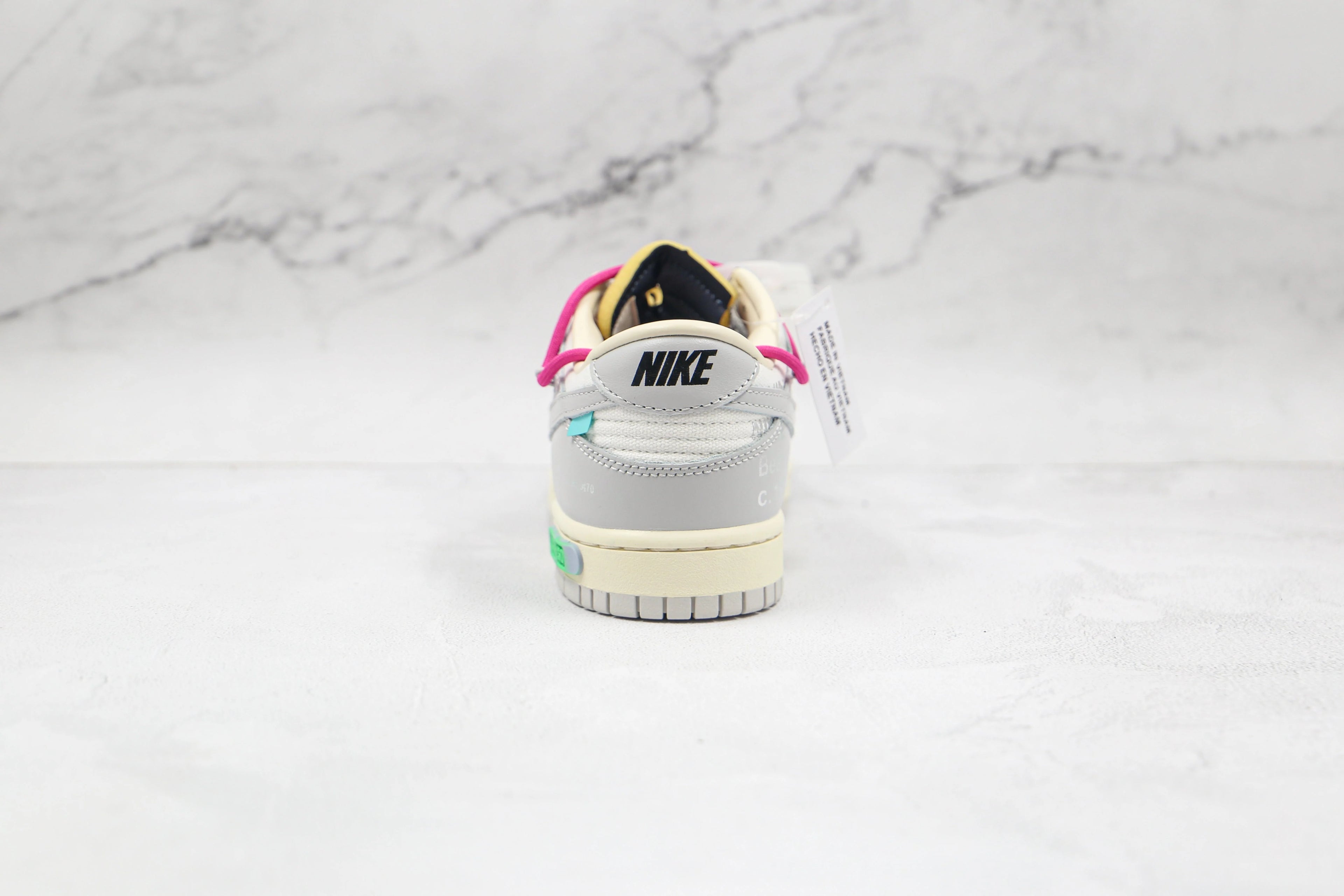Nike Dunk Low Off White Lot 30