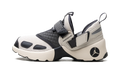 Jordan Trunner LX WMNS "Light Orewood Brown" HQ2164 102