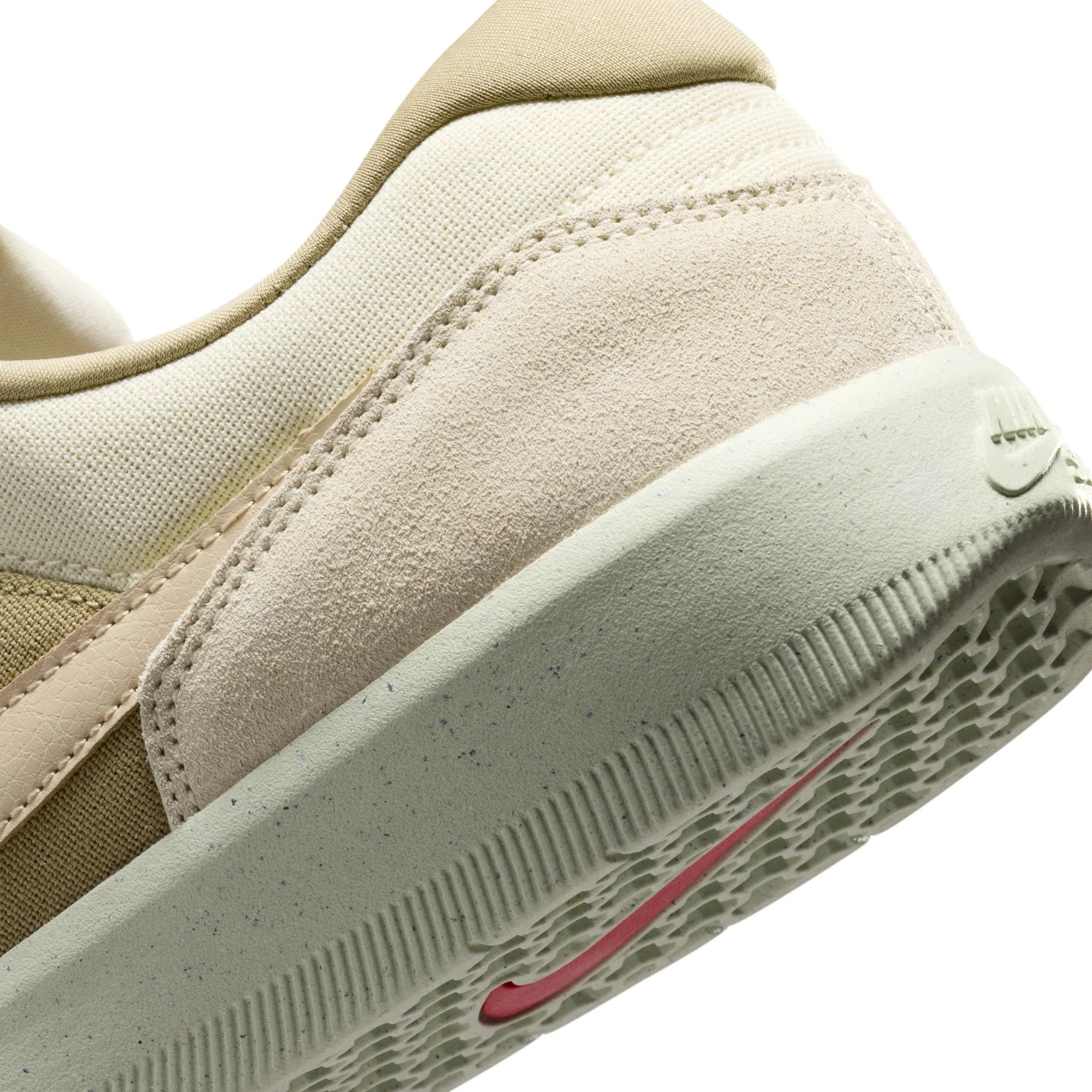 Nike SB Force 58 Coconut Milk linen neutral Olive