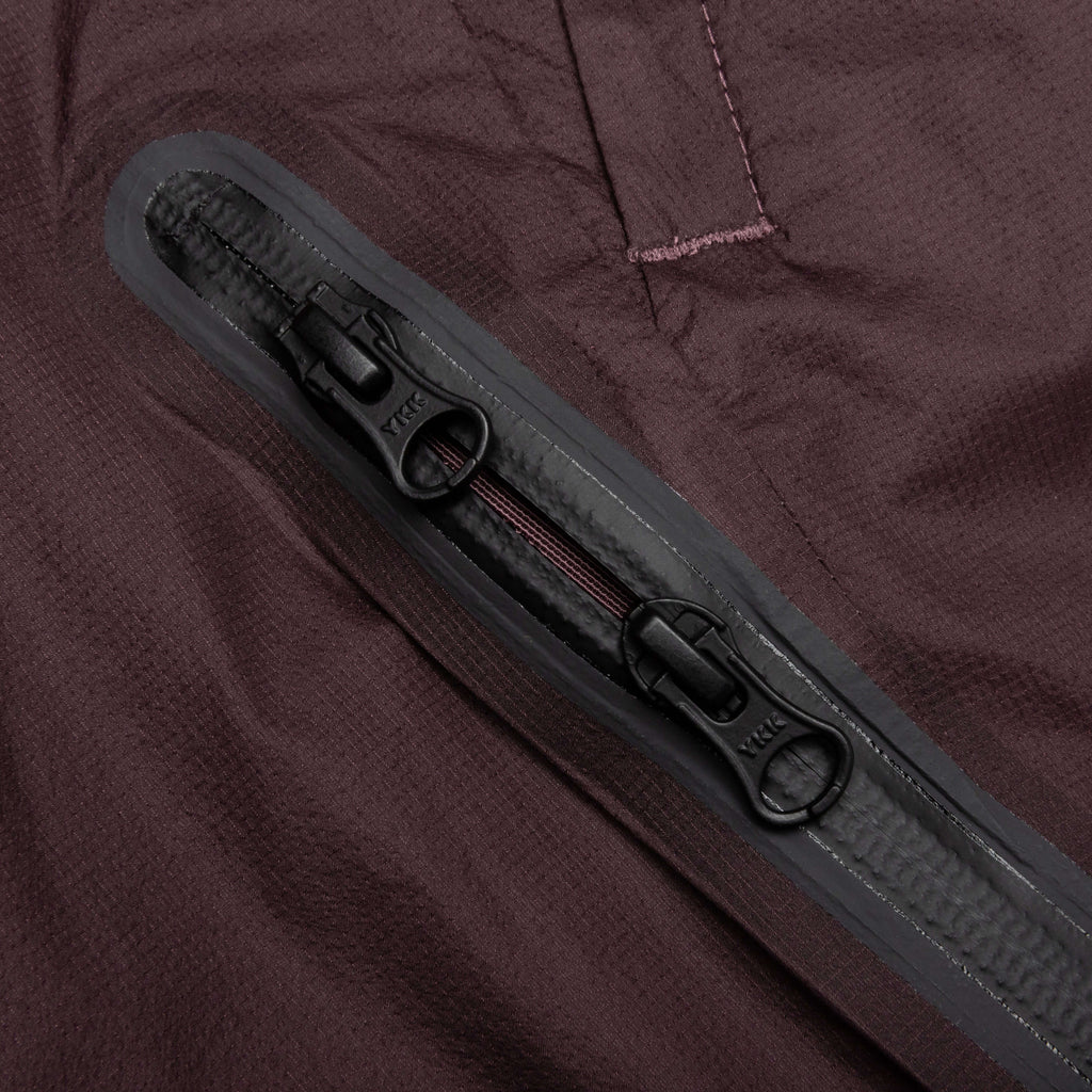 NRG Nocta Track Pant DR Dark Wine Black