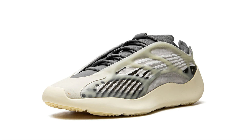 YEEZY 700 V3 Fade Salt