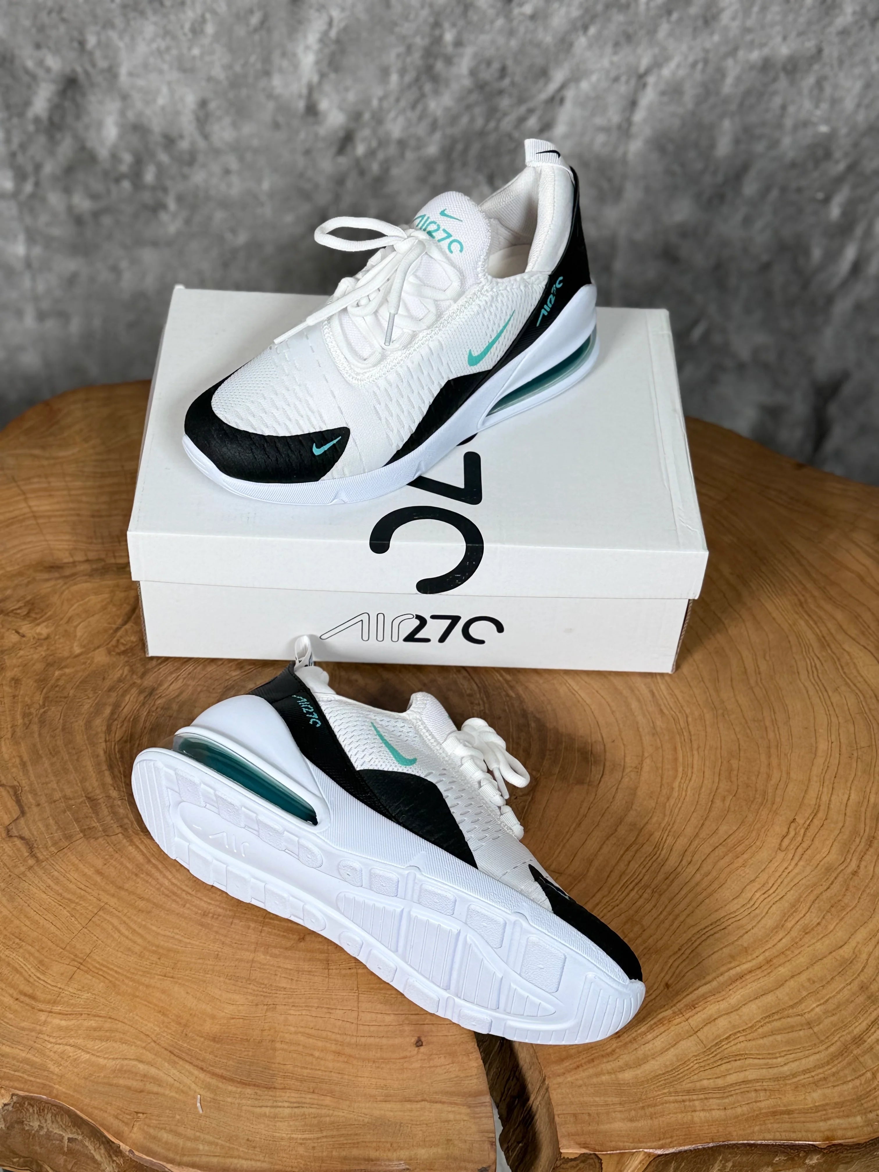 NIKE 270 MODELİ