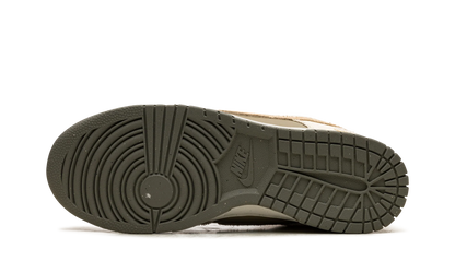DUNK LOW WMNS"Light Bone Neutral Olive" FZ4341 100
