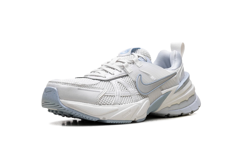 V2K Run WMNS "Platinum Tint Summit White Light Smoke Grey" FD0736 009