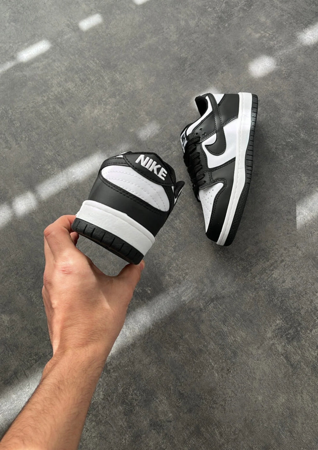 NIKE DUNK