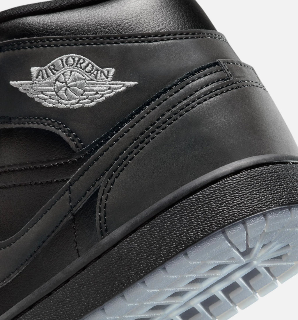 Air Jordan 1 Mid SE Mens Lifestyle Shoe Black Grey