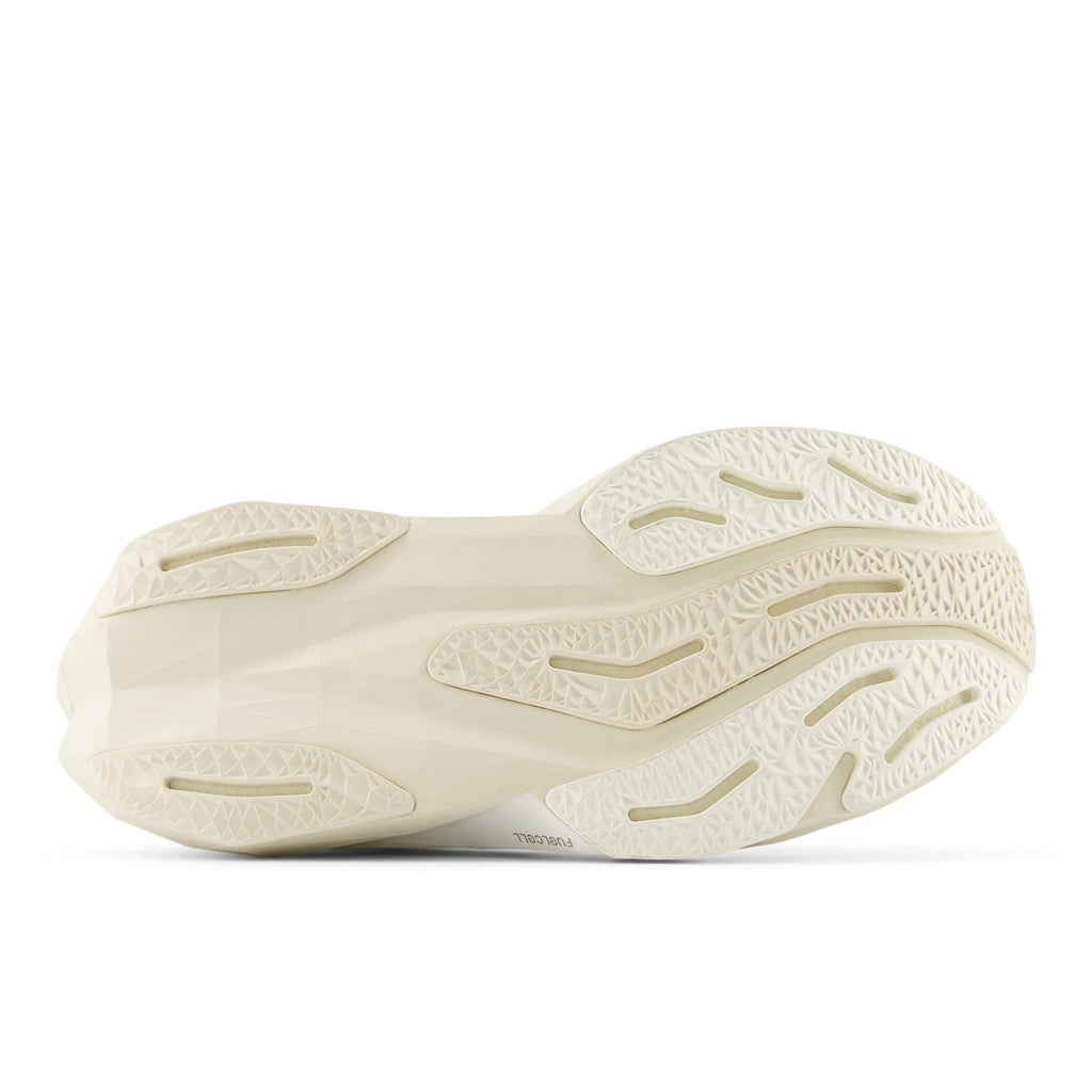 Women's FuelCell Rebel v4