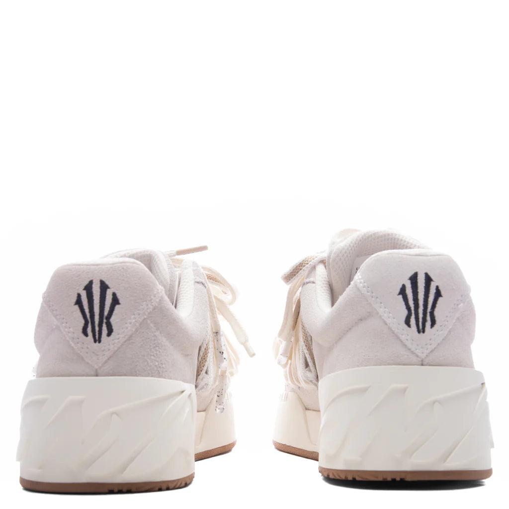 ANTA x Kyrie Irving Hélà Style Roots Yang Basic White